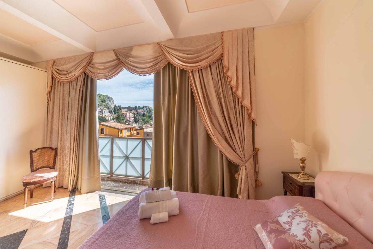 Palazzo Di Ferro Taormina Apartment Exterior foto